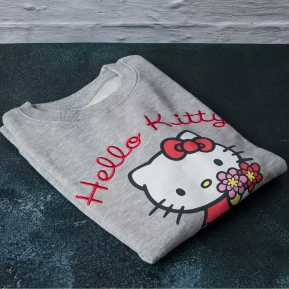 NWOT hello kitty gray sweatshirt - Picture 2 of 9